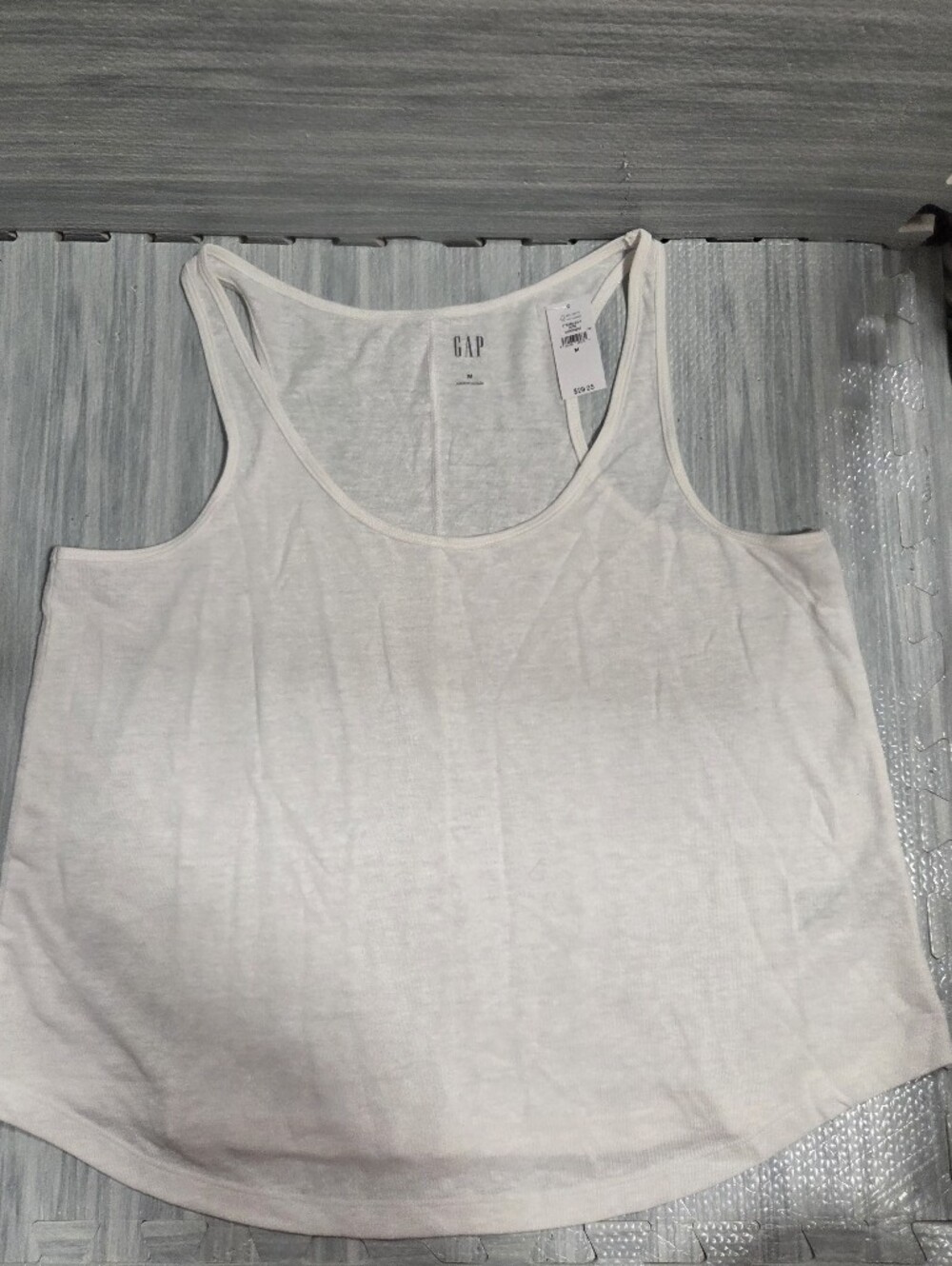 NWT Gap White Linen-Blend Racerback Tank Top Medium